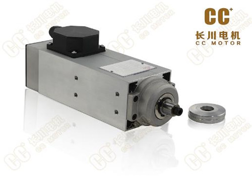 雙主軸帶排鉆包開料機(jī)加工家具有什么優(yōu)勢(shì)？