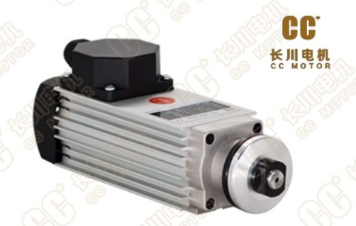 使用主軸有哪些注意事項？